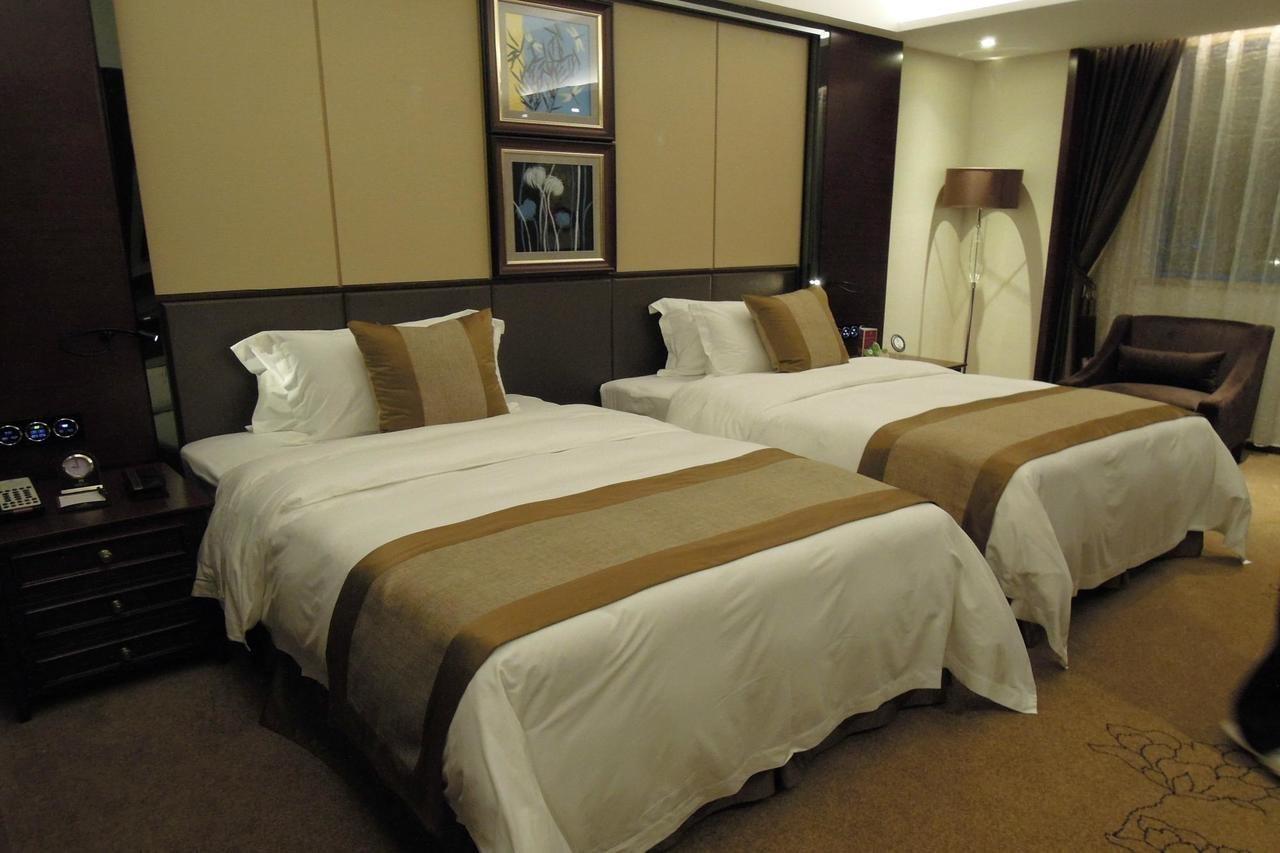 Maoming International Hotel Exterior foto