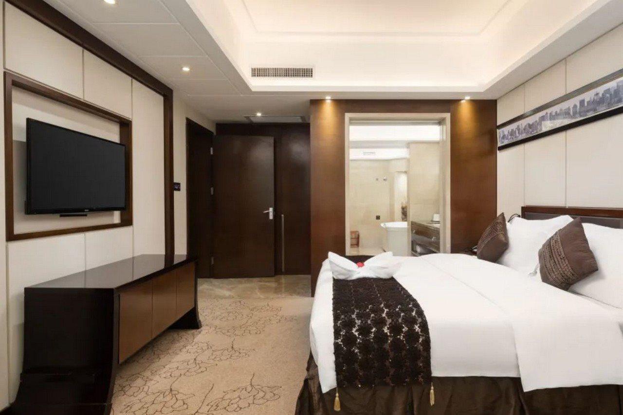 Maoming International Hotel Exterior foto